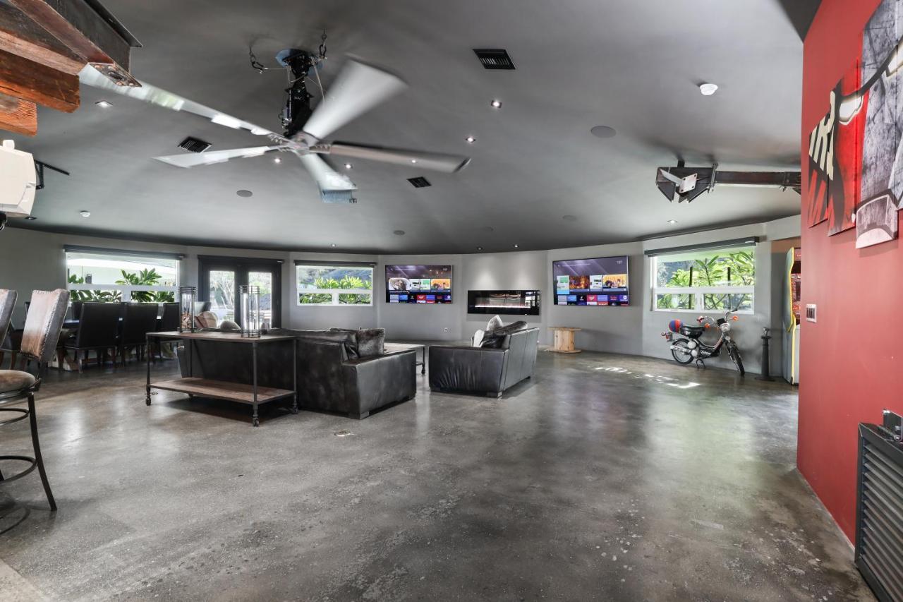 Iron Mansion Private Resort-Event Space 12000 Ft! Temecula Exteriör bild