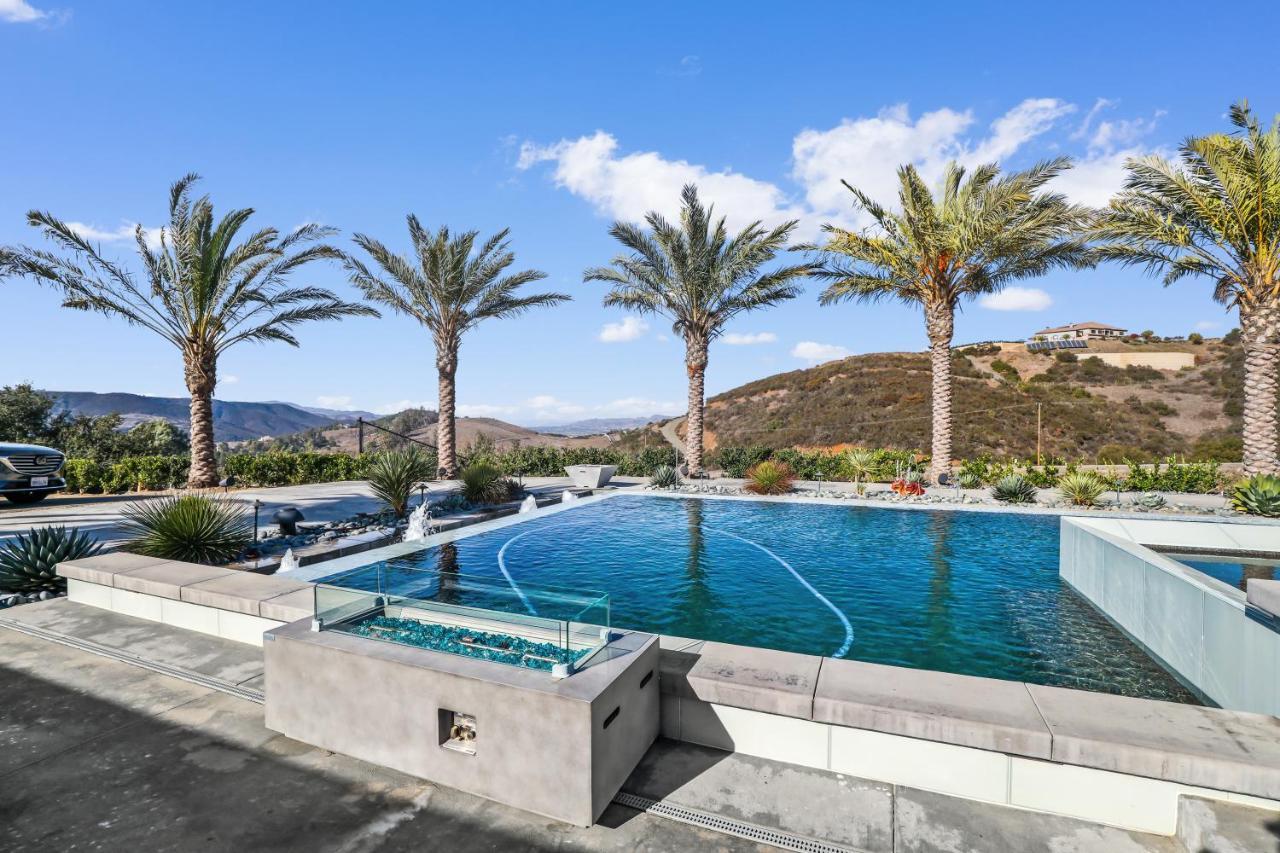 Iron Mansion Private Resort-Event Space 12000 Ft! Temecula Exteriör bild