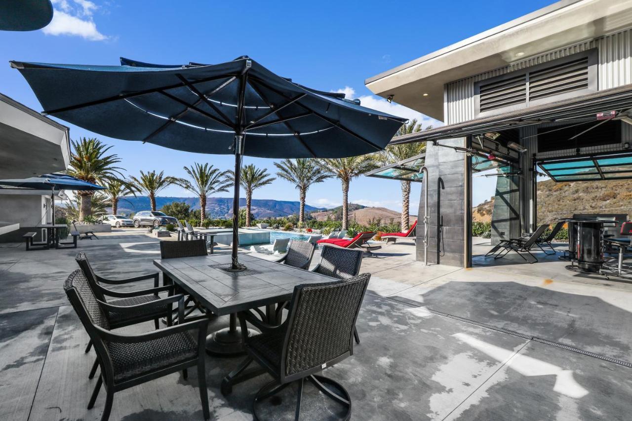 Iron Mansion Private Resort-Event Space 12000 Ft! Temecula Exteriör bild